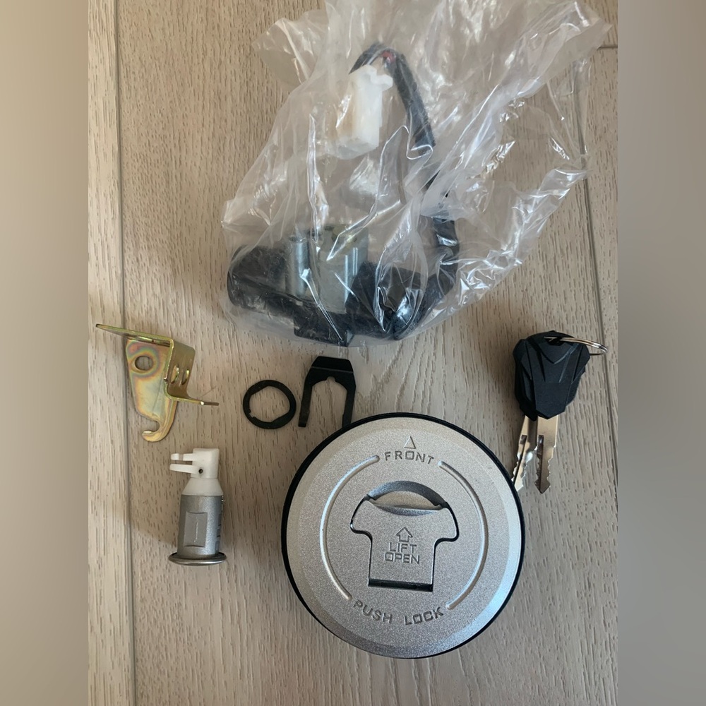 Ignition Switch Gas Cap Keys Set for Honda Grom 125 AC MSX125 GROM125 2AC for Ho